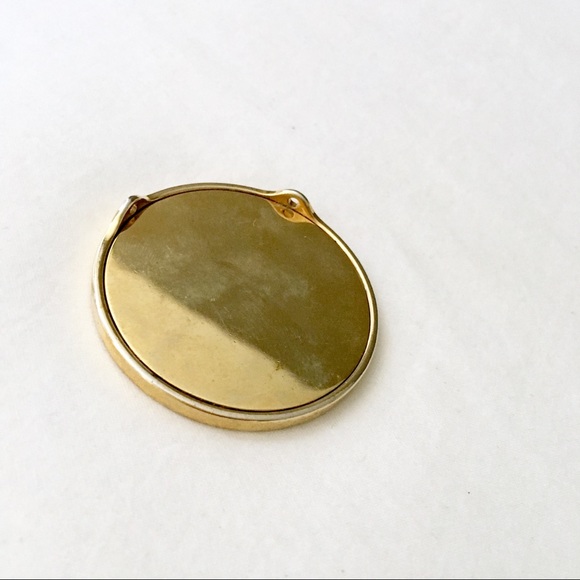 House of Harlow Abalone Shell Sundial Necklace - Picture 4 of 6